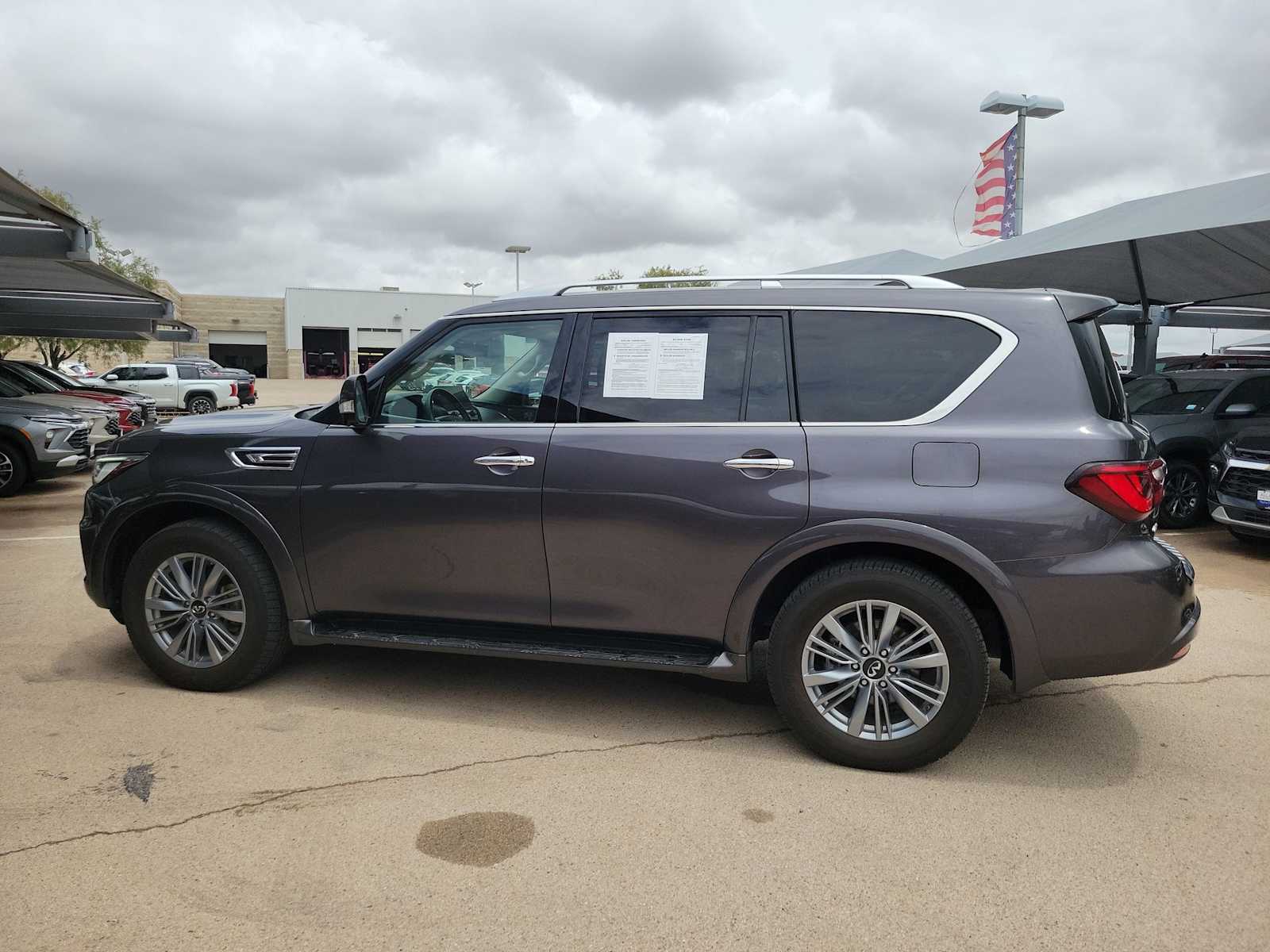 Thumbnail: 2024 INFINITI QX80 - 3