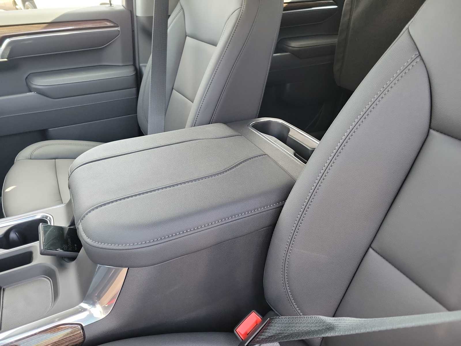 Thumbnail: 2026 Chevrolet Silverado 1500 - 16