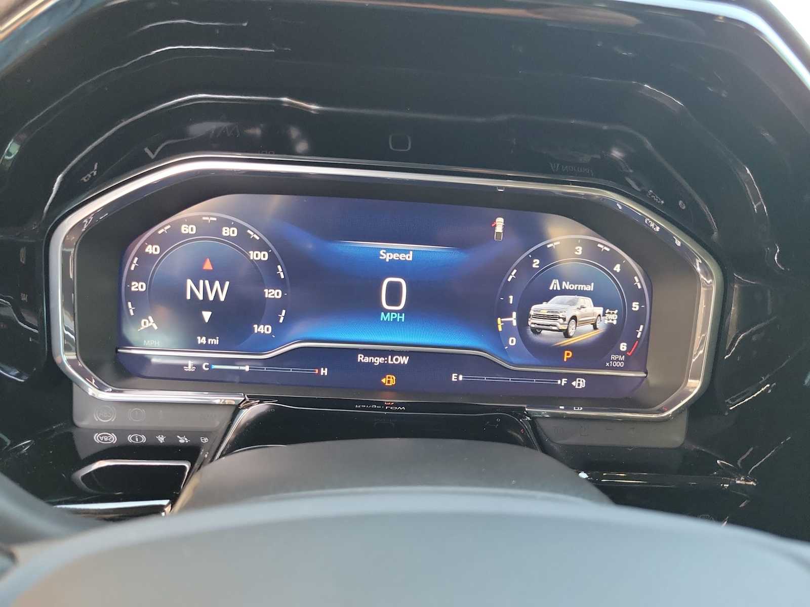 Thumbnail: 2025 Chevrolet Silverado 1500 - 18