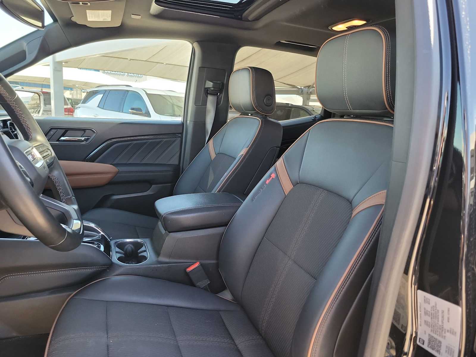 Thumbnail: 2023 GMC Canyon - 7