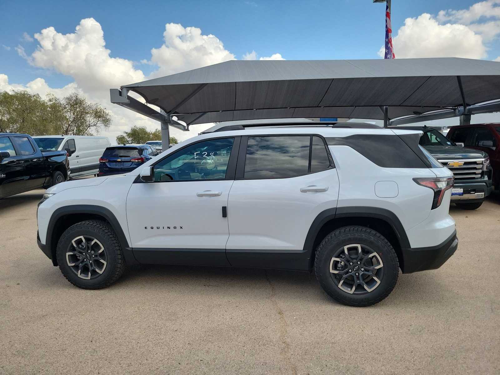 Thumbnail: 2026 Chevrolet Equinox - 3