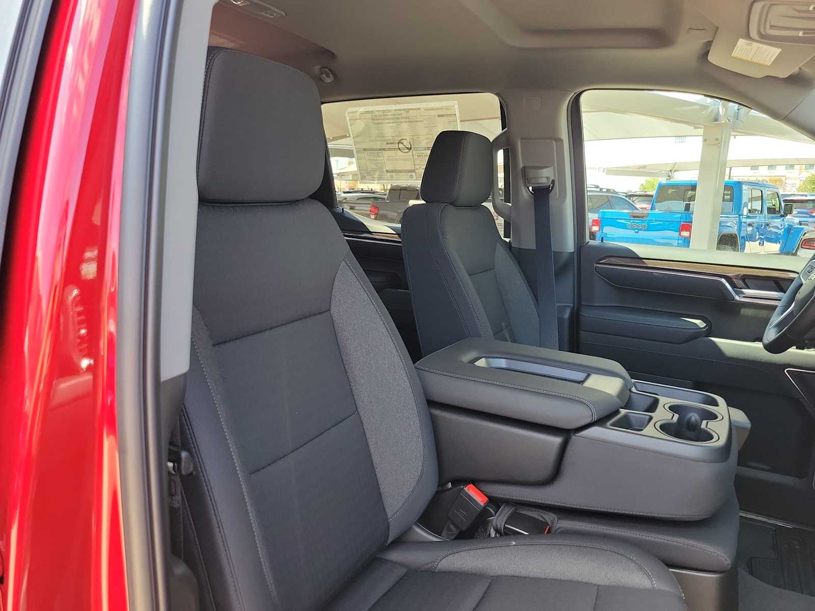 Thumbnail: 2026 Chevrolet Silverado 1500 - 14