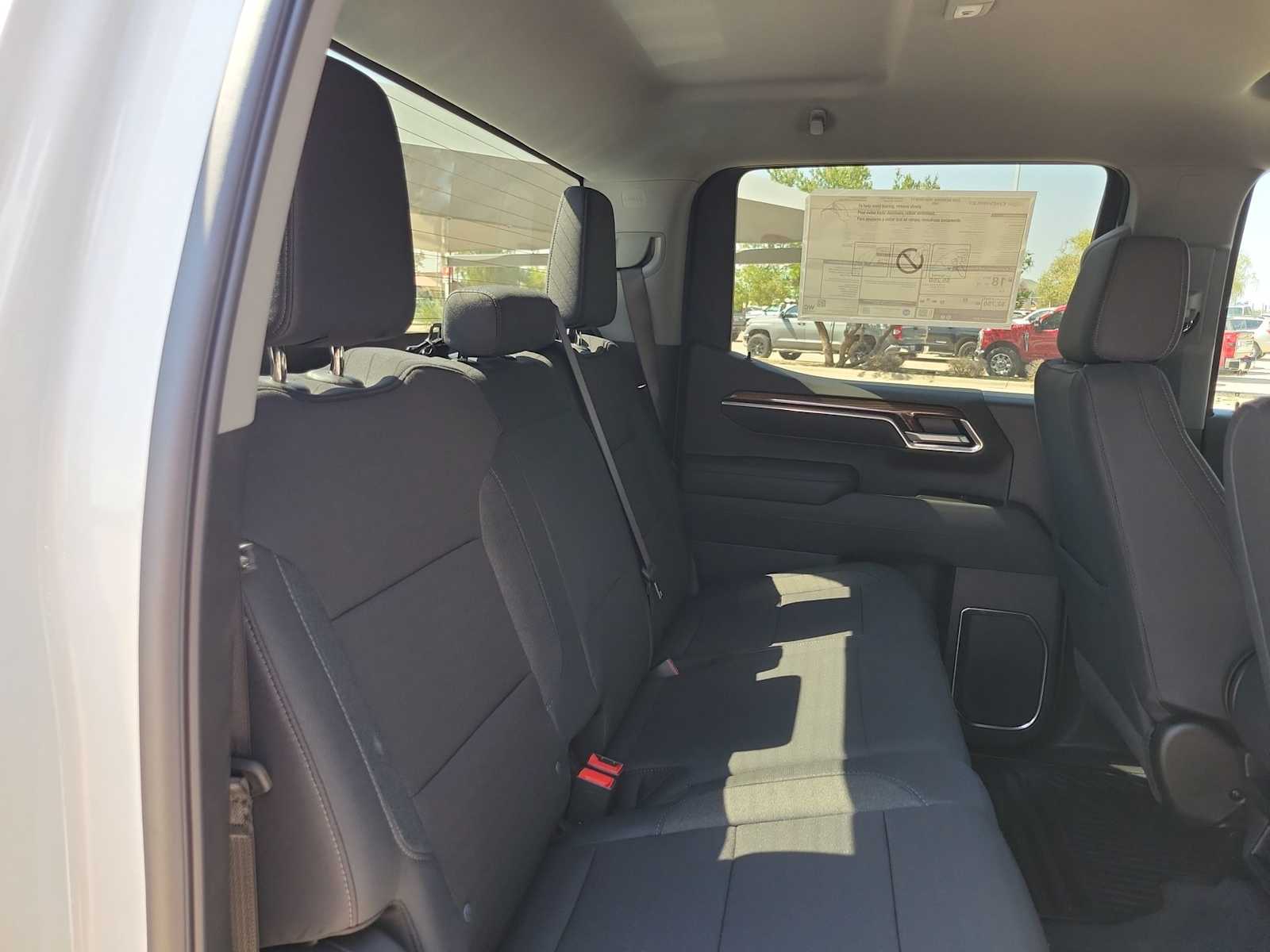 Thumbnail: 2026 Chevrolet Silverado 1500 - 13