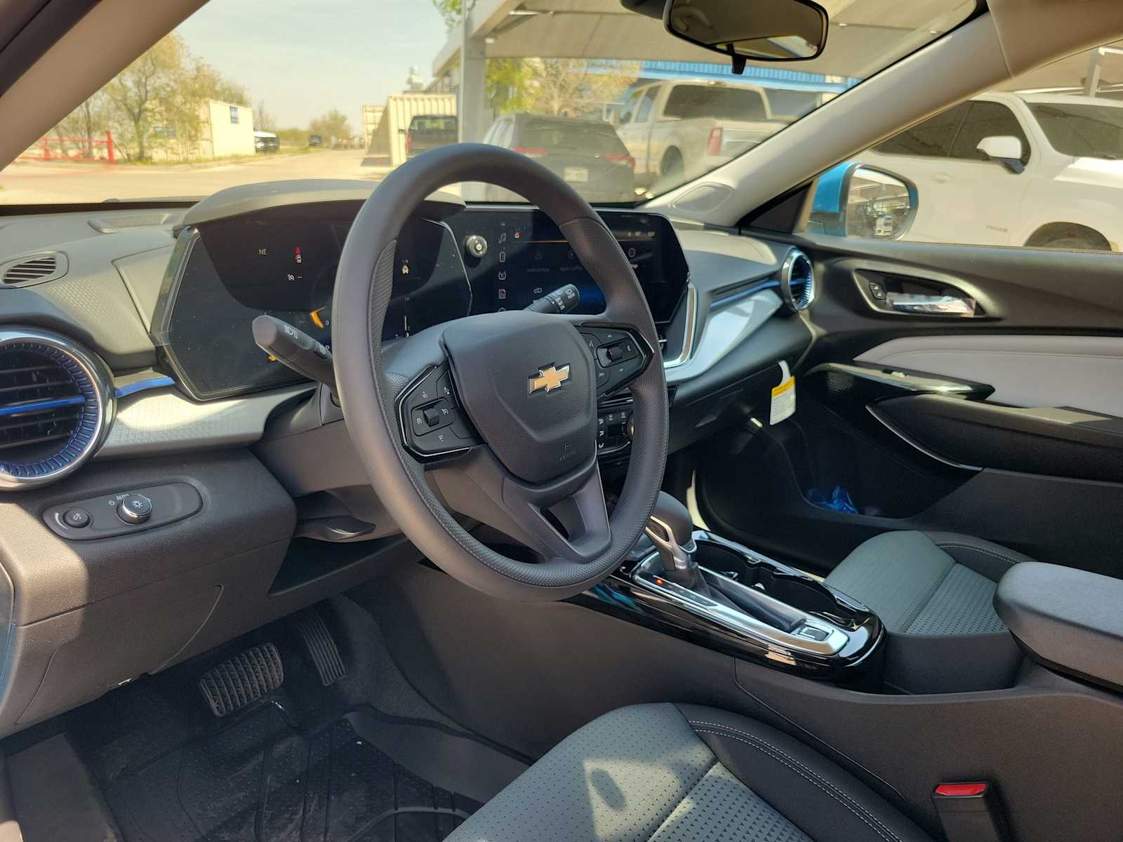 Thumbnail: 2026 Chevrolet Trax - 10