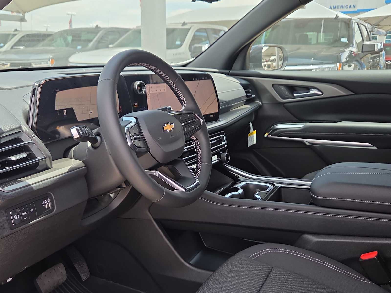 Thumbnail: 2026 Chevrolet Traverse - 10