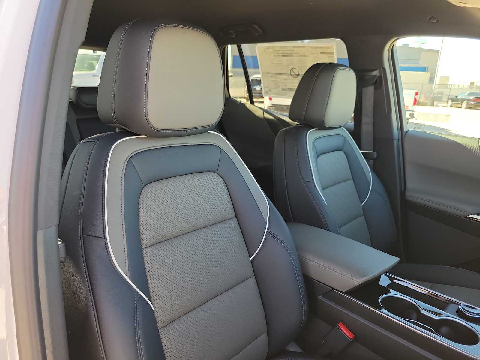 Thumbnail: 2026 Chevrolet Equinox - 18