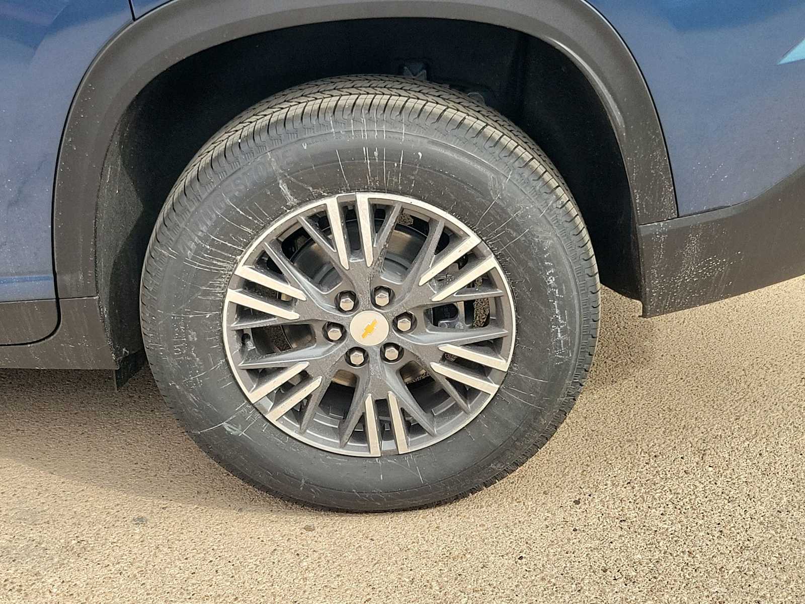 Thumbnail: 2026 Chevrolet Traverse - 4