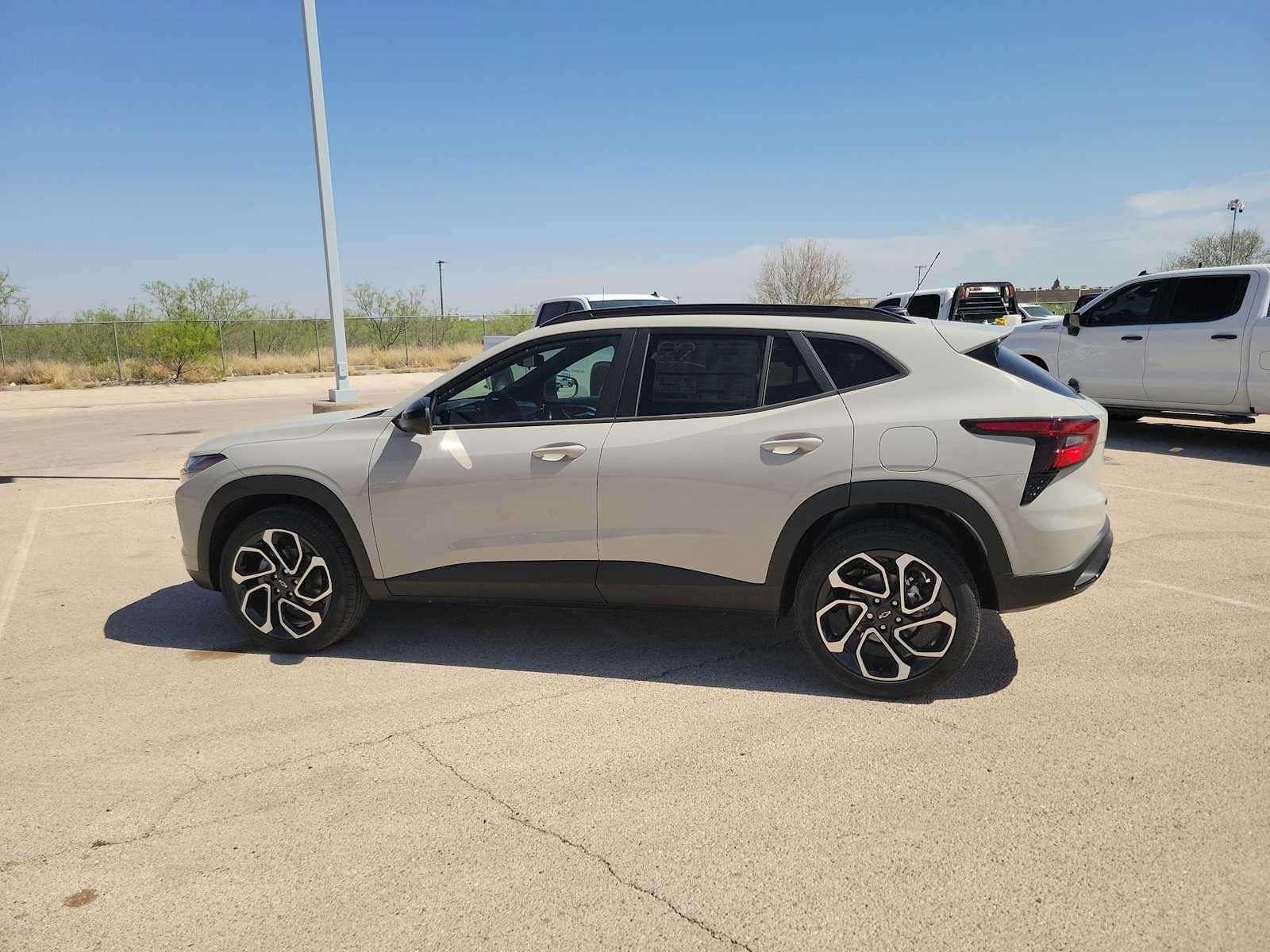 Thumbnail: 2026 Chevrolet Trax - 5