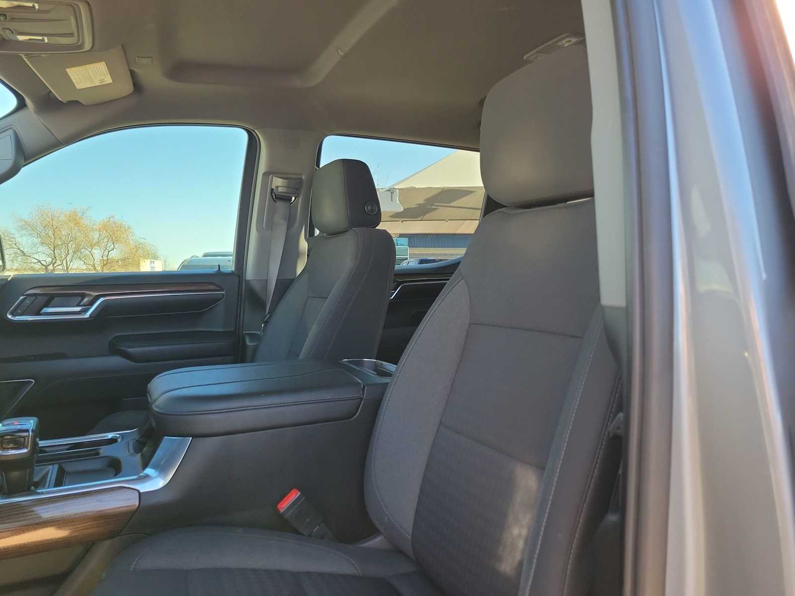 Thumbnail: 2023 Chevrolet Silverado 1500 - 11