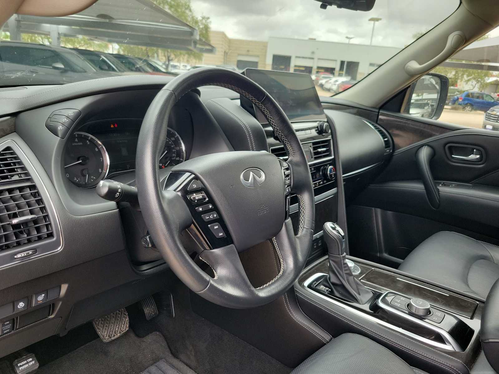 Thumbnail: 2024 INFINITI QX80 - 2