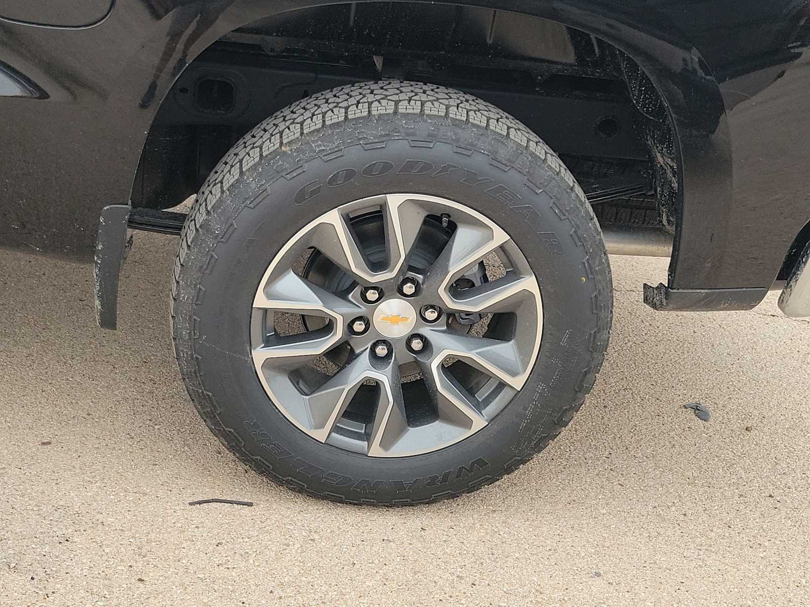 Thumbnail: 2026 Chevrolet Silverado 1500 - 4