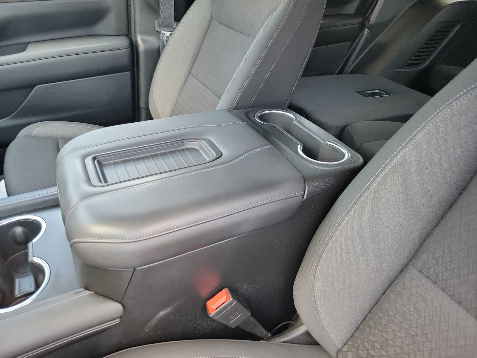 Thumbnail: 2024 Chevrolet Tahoe - 16