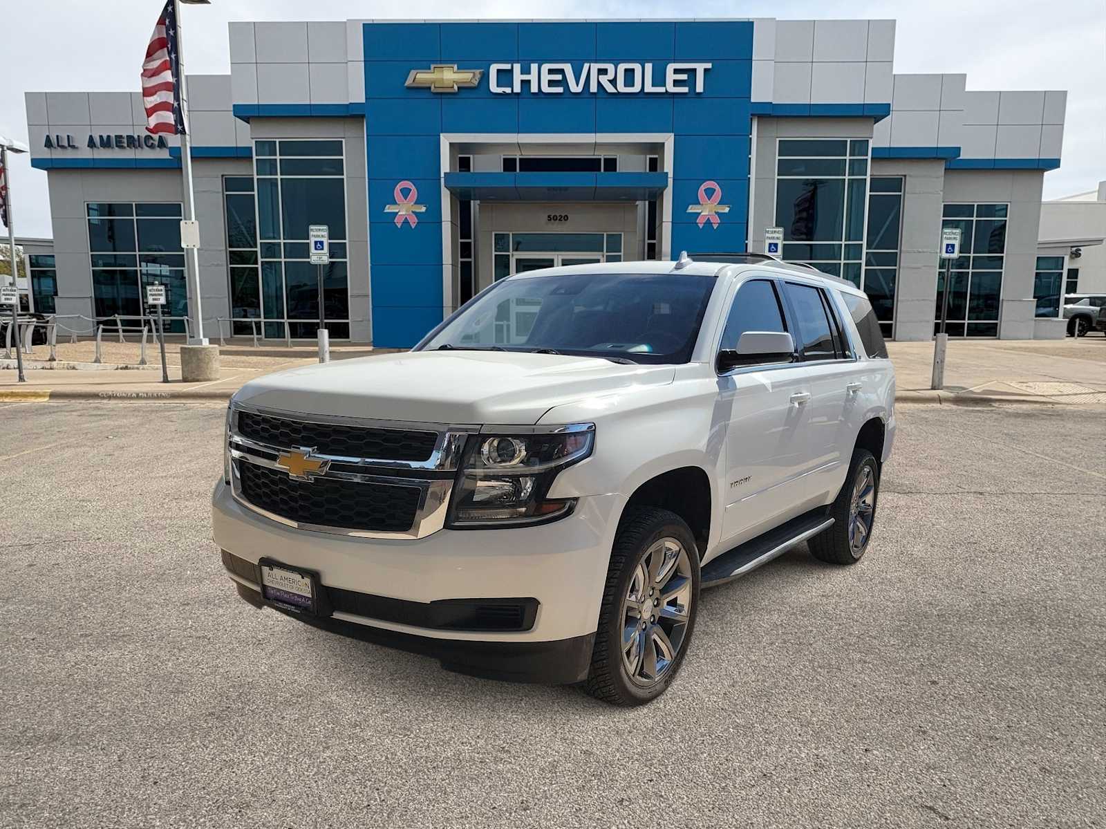 Thumbnail: 2020 Chevrolet Tahoe - 1