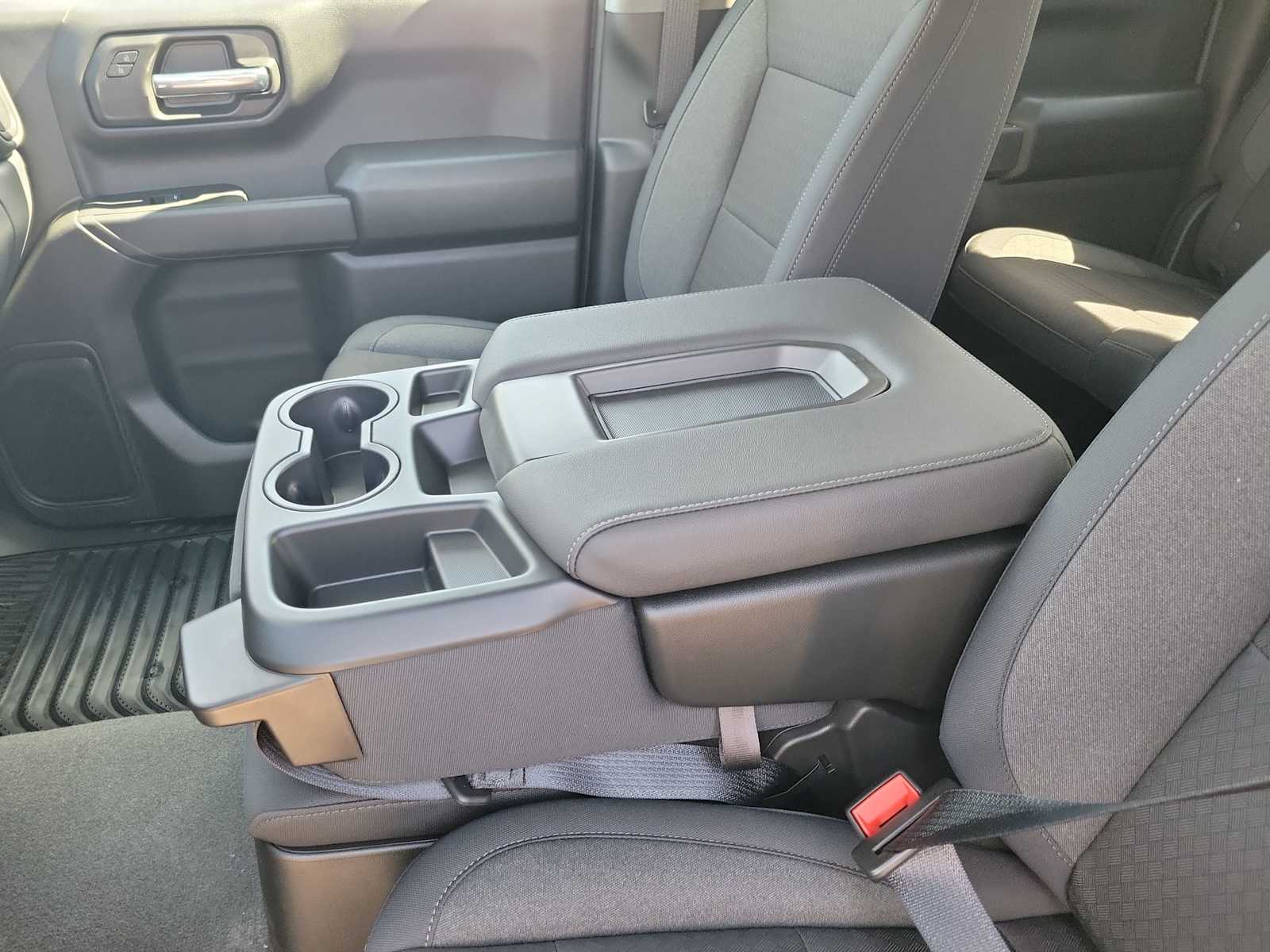 Thumbnail: 2026 Chevrolet Silverado 1500 - 16