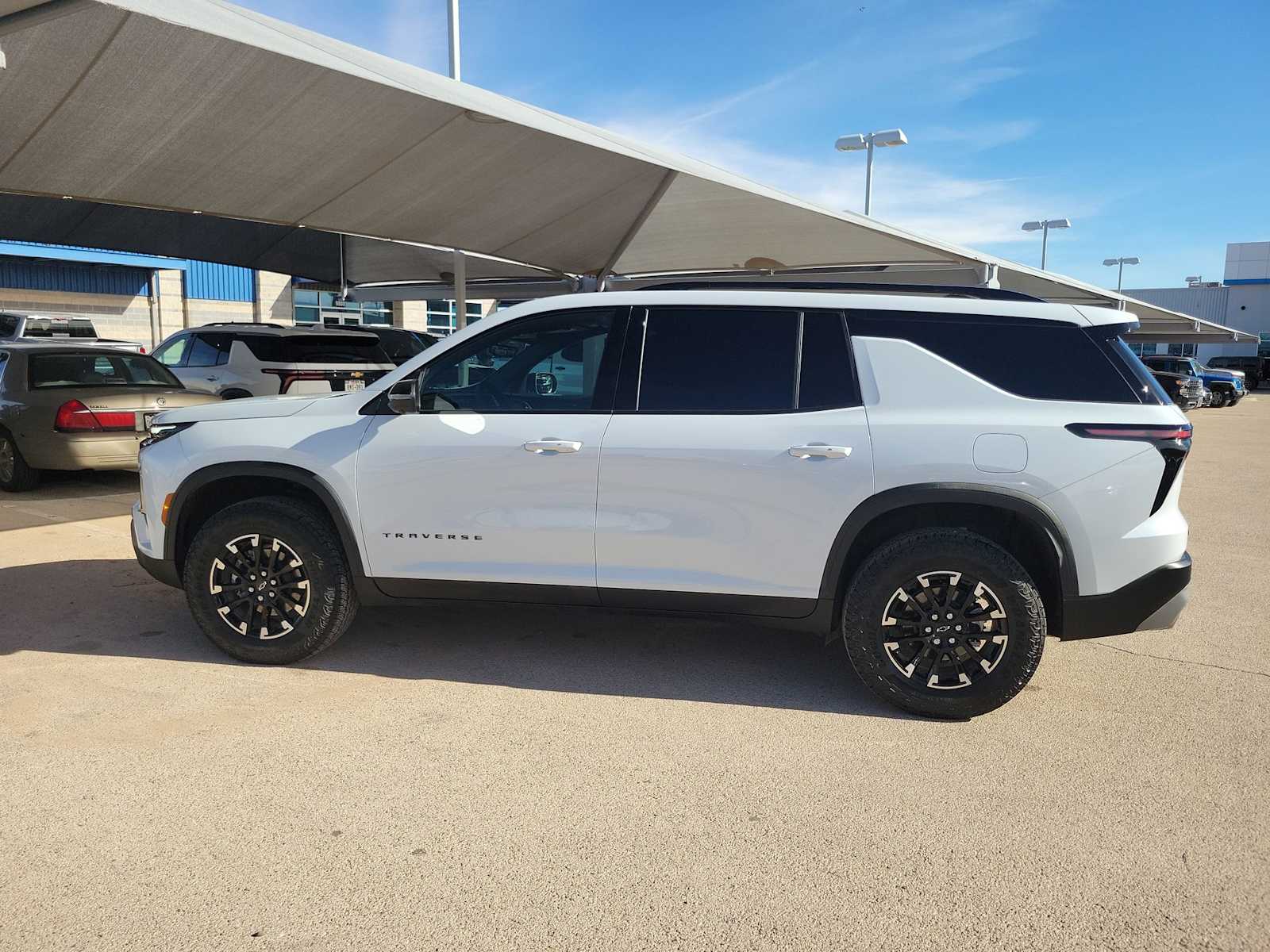 Thumbnail: 2026 Chevrolet Traverse - 6