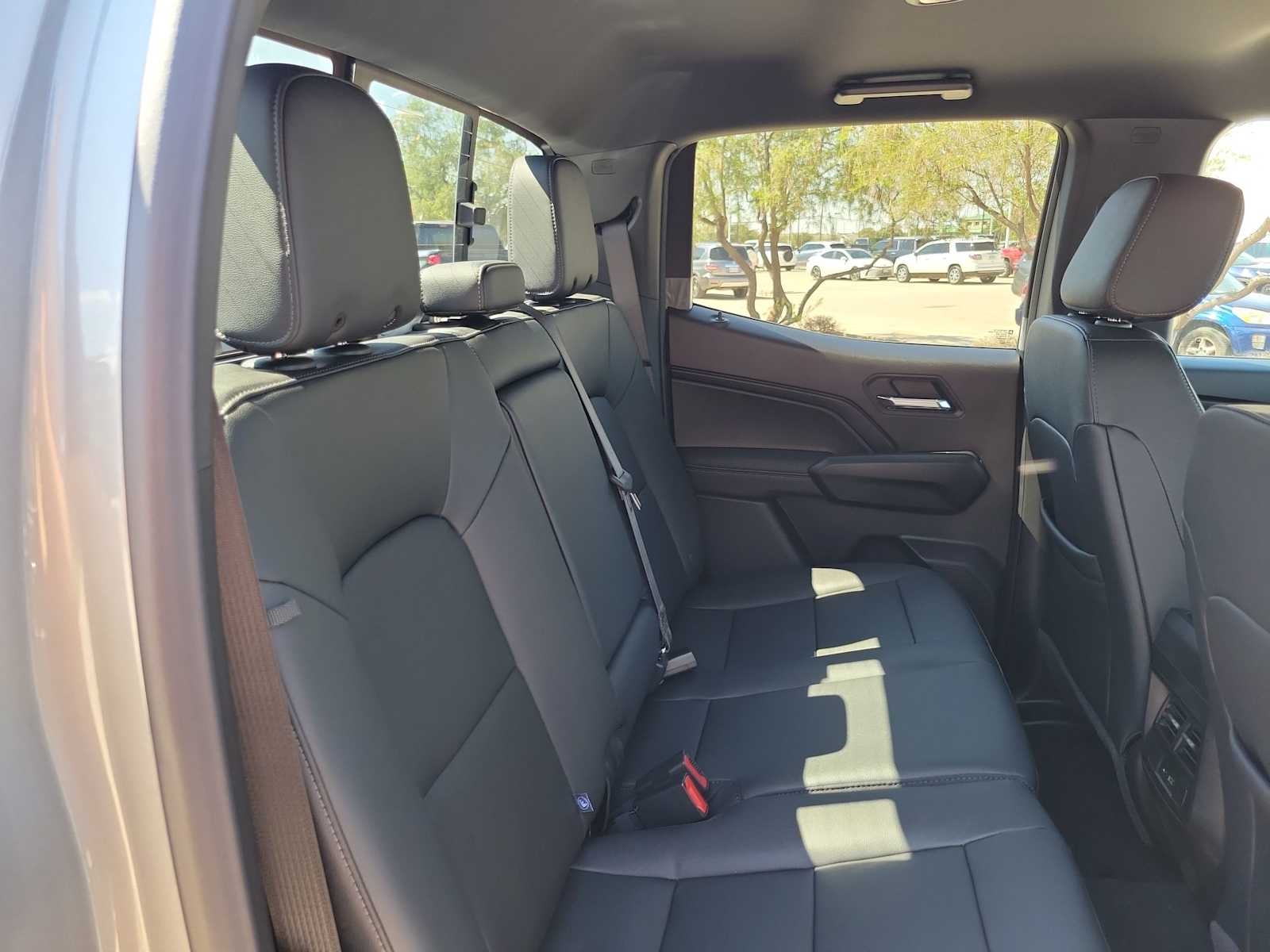 Thumbnail: 2026 Chevrolet Colorado - 13