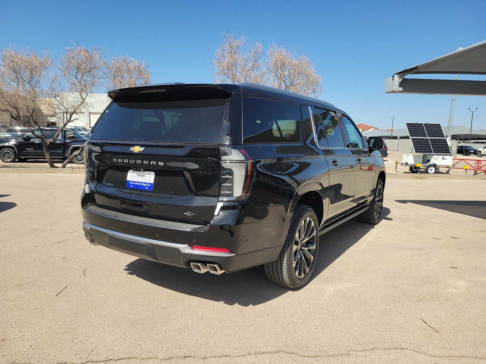 Thumbnail: 2026 Chevrolet Suburban - 8