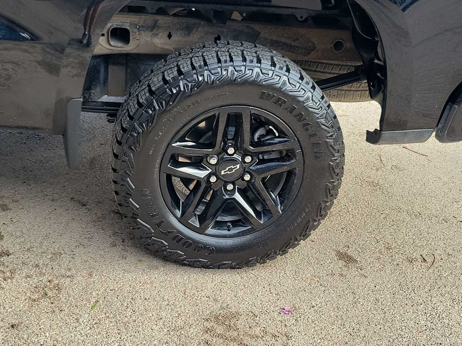 Thumbnail: 2024 Chevrolet Silverado 1500 - 8