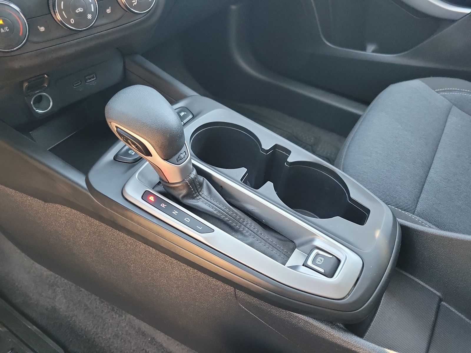 Thumbnail: 2024 Chevrolet Trax - 17