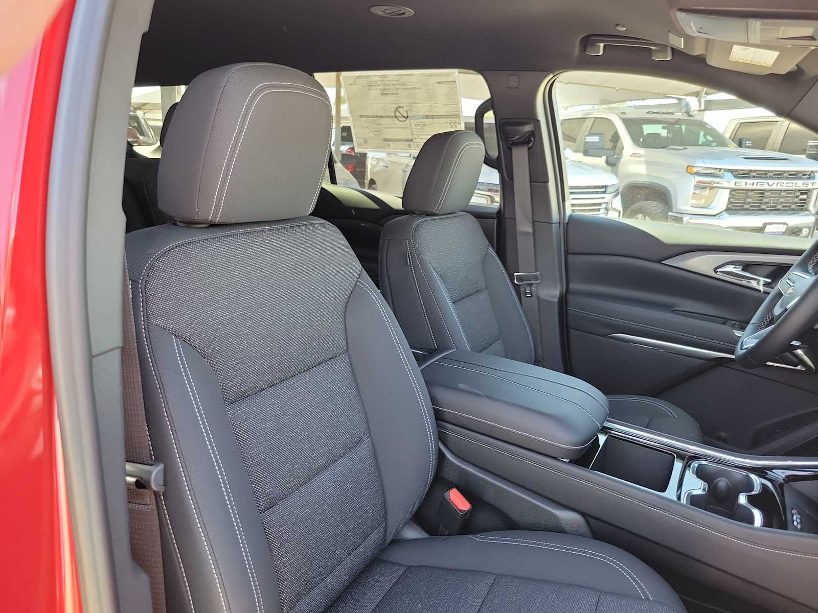 Thumbnail: 2026 Chevrolet Traverse - 14