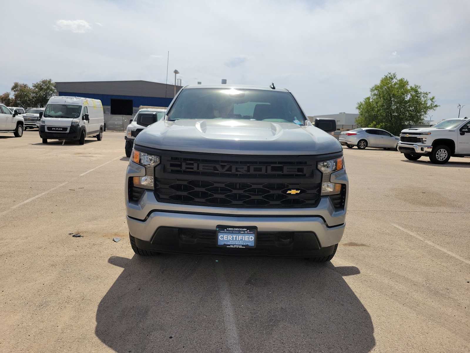 Thumbnail: 2026 Chevrolet Silverado 1500 - 3