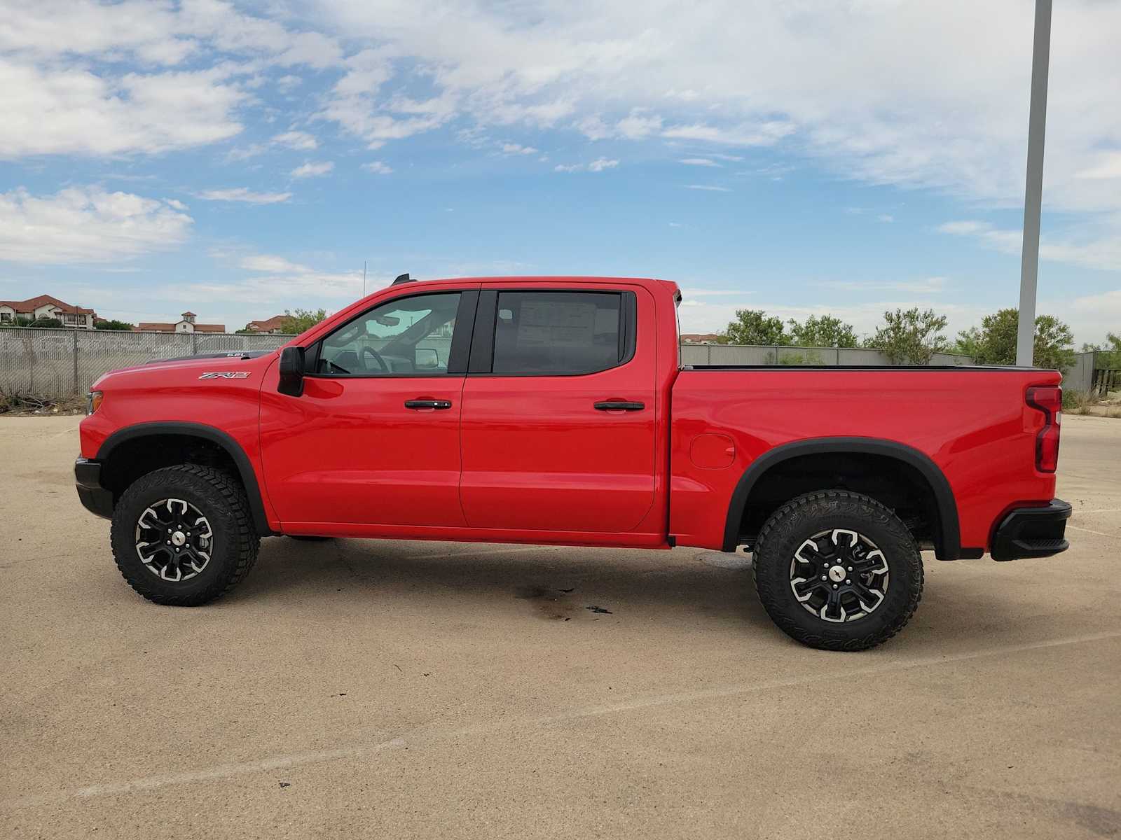 Thumbnail: 2026 Chevrolet Silverado 1500 - 5