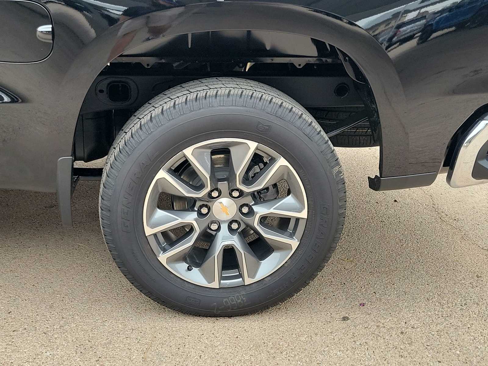 Thumbnail: 2026 Chevrolet Silverado 1500 - 8