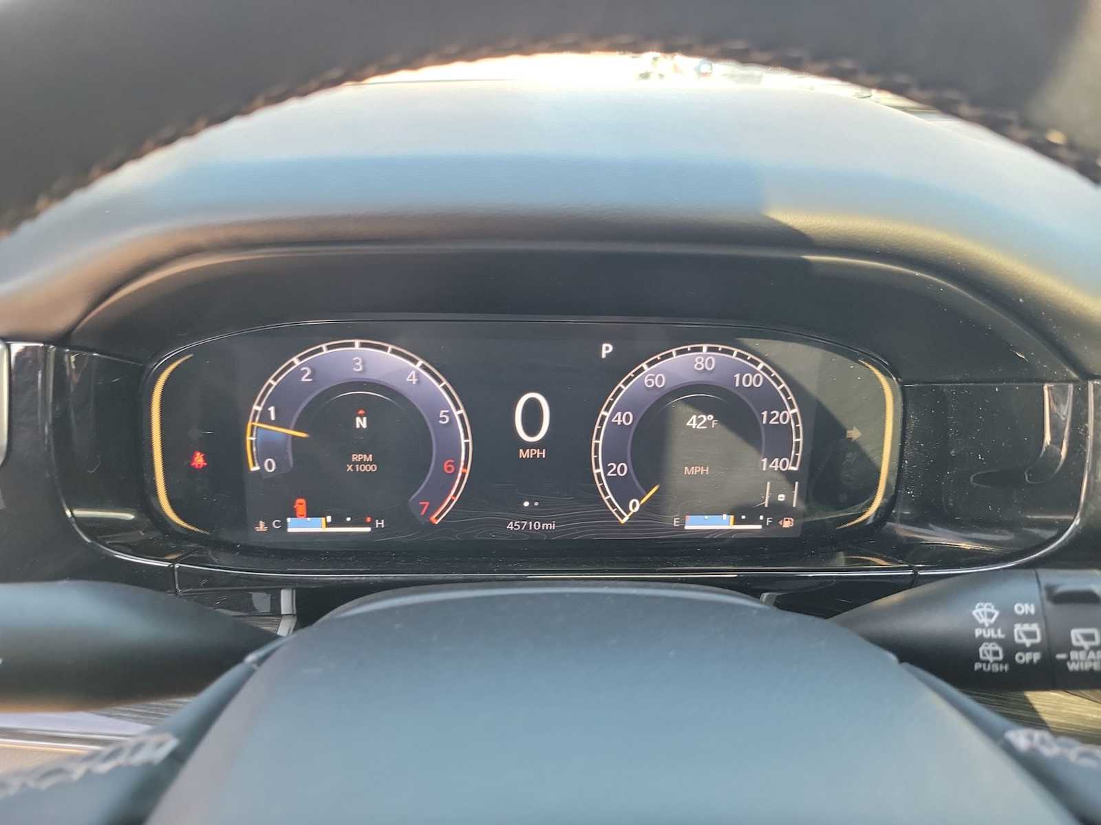 Thumbnail: 2022 Jeep Wagoneer - 18