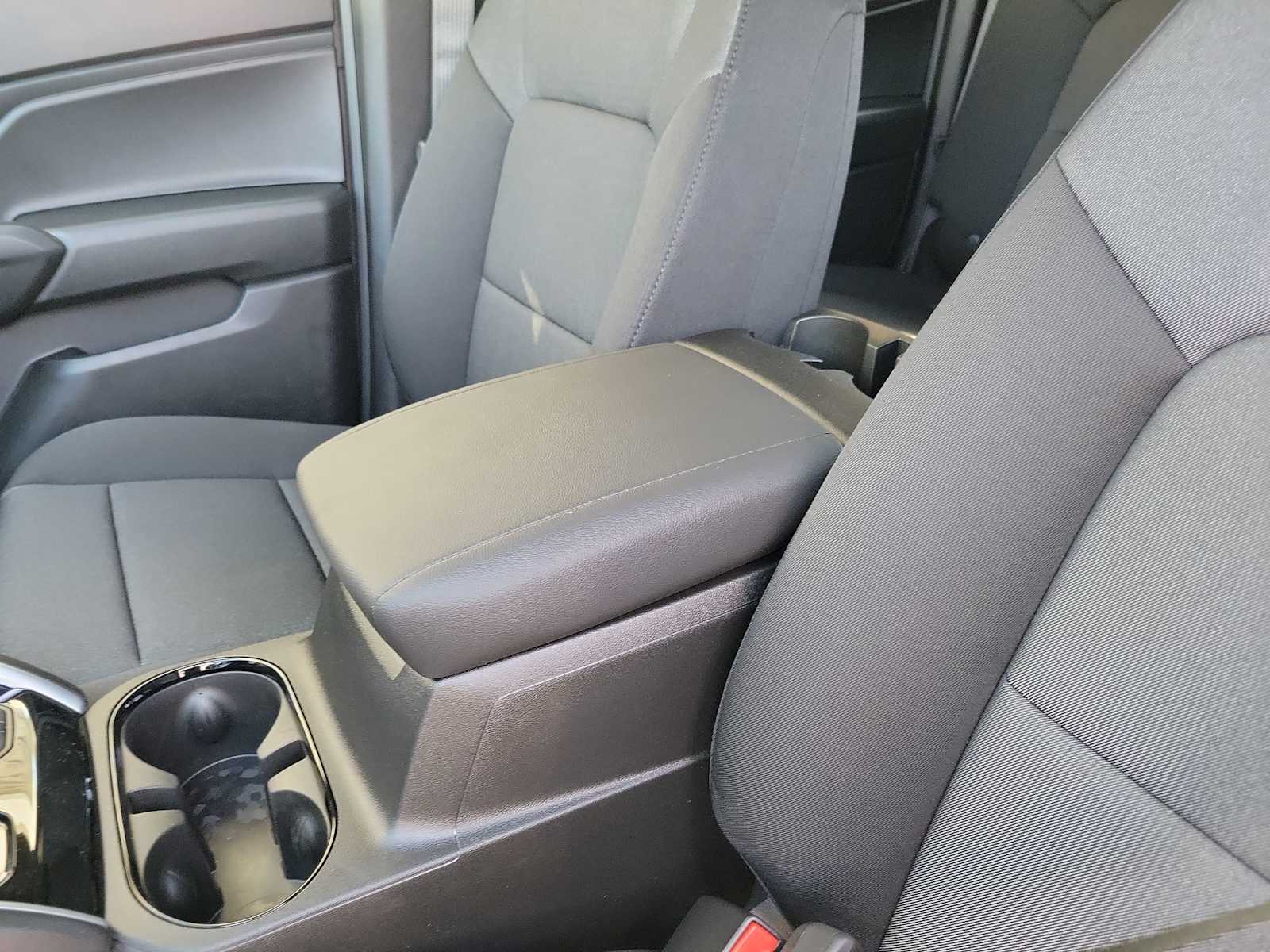 Thumbnail: 2026 Chevrolet Colorado - 16