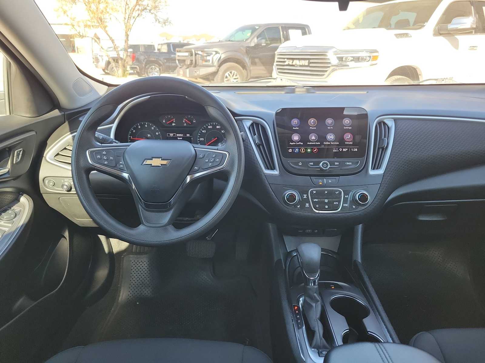 Thumbnail: 2024 Chevrolet Malibu - 10