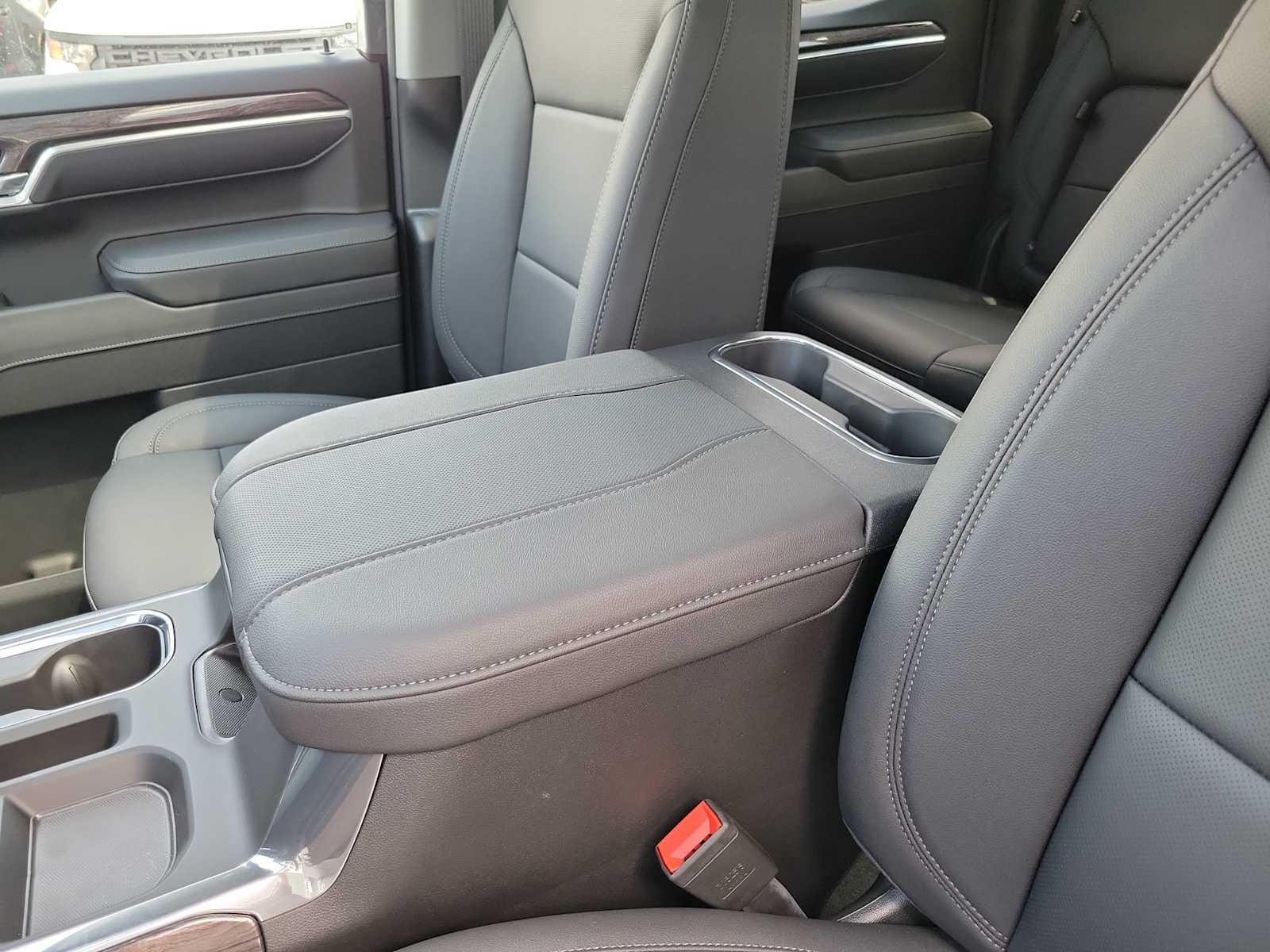 Thumbnail: 2026 Chevrolet Silverado 1500 - 16