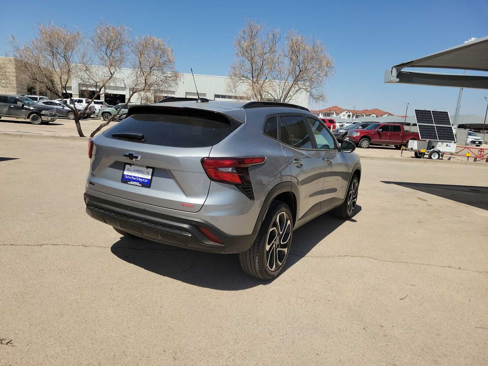 Thumbnail: 2026 Chevrolet Trax - 8