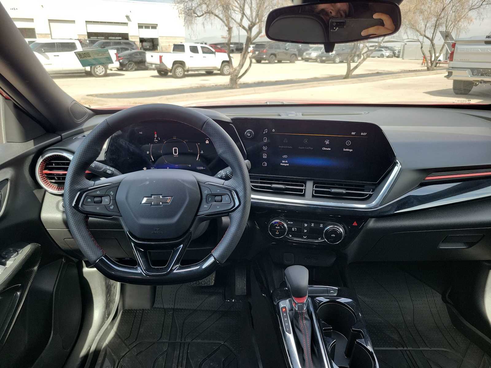 Thumbnail: 2026 Chevrolet Trax - 15