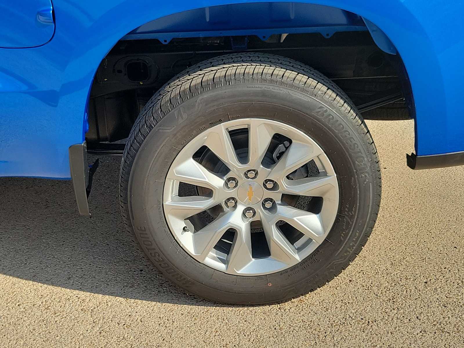 Thumbnail: 2025 Chevrolet Silverado 1500 - 8