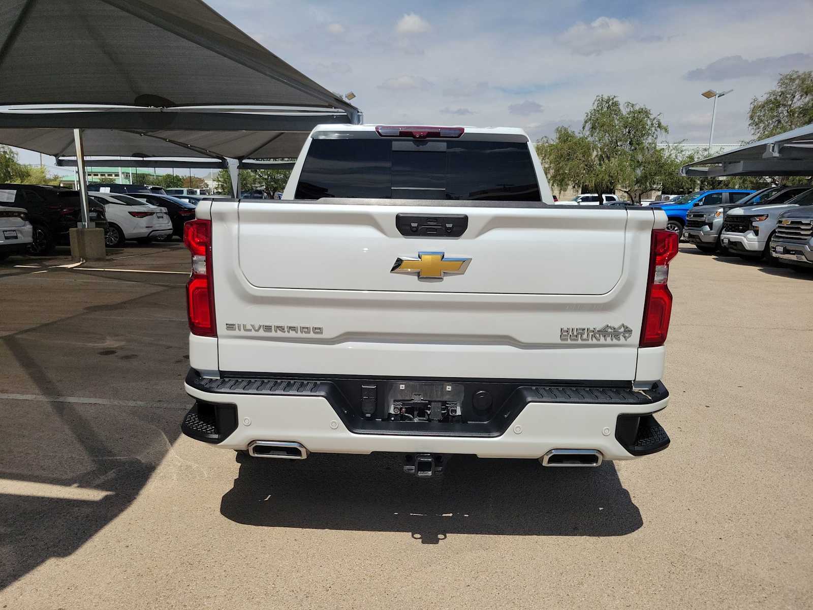 Thumbnail: 2022 Chevrolet Silverado 1500 - 5