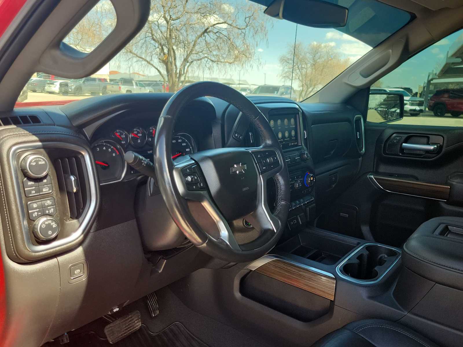 Thumbnail: 2021 Chevrolet Silverado 1500 - 2