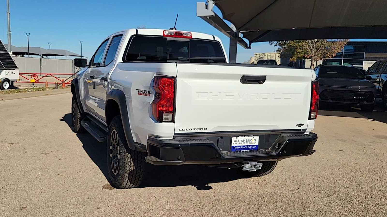 Thumbnail: 2026 Chevrolet Colorado - 8