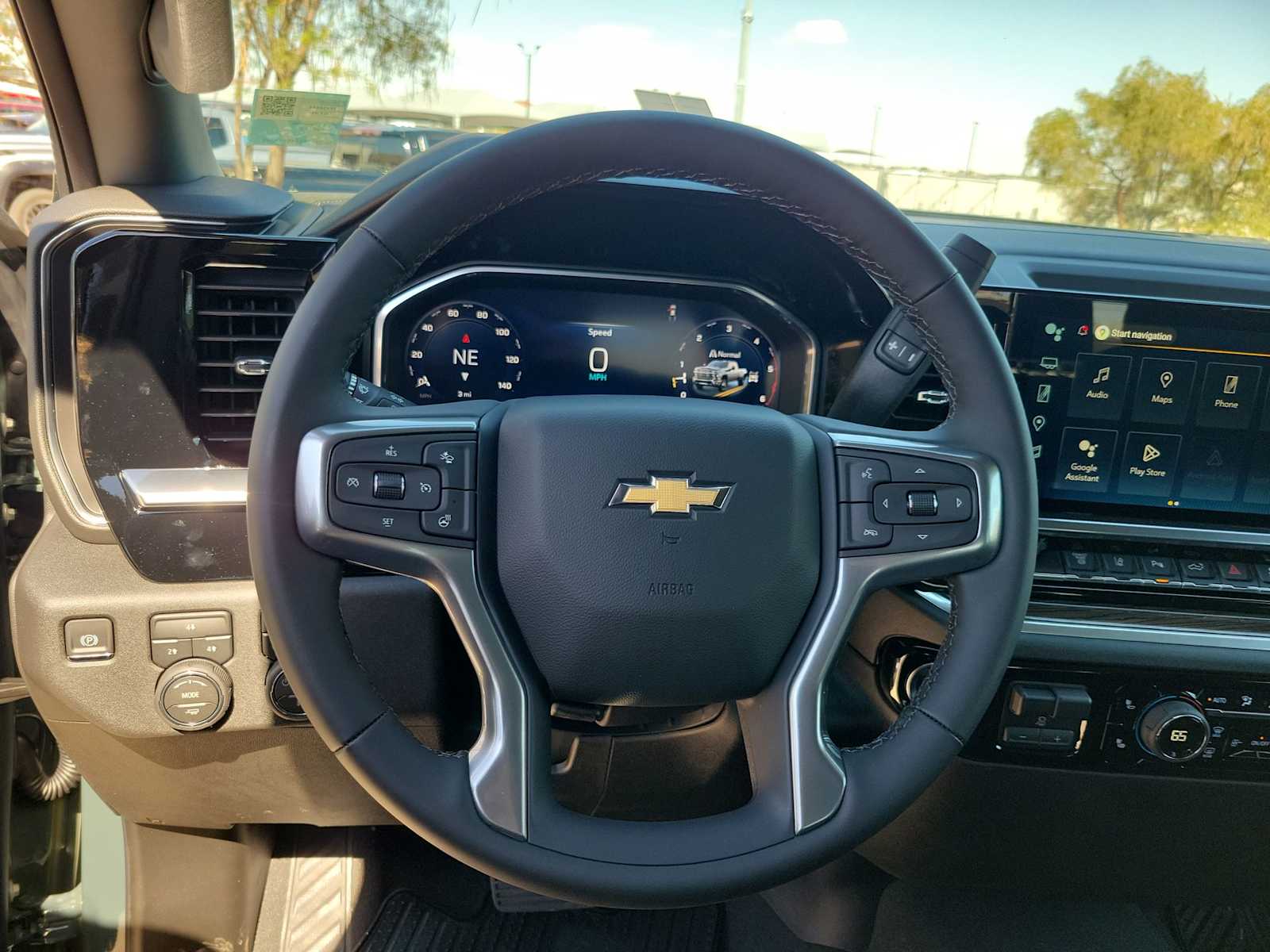 Thumbnail: 2026 Chevrolet Silverado 3500 - 15