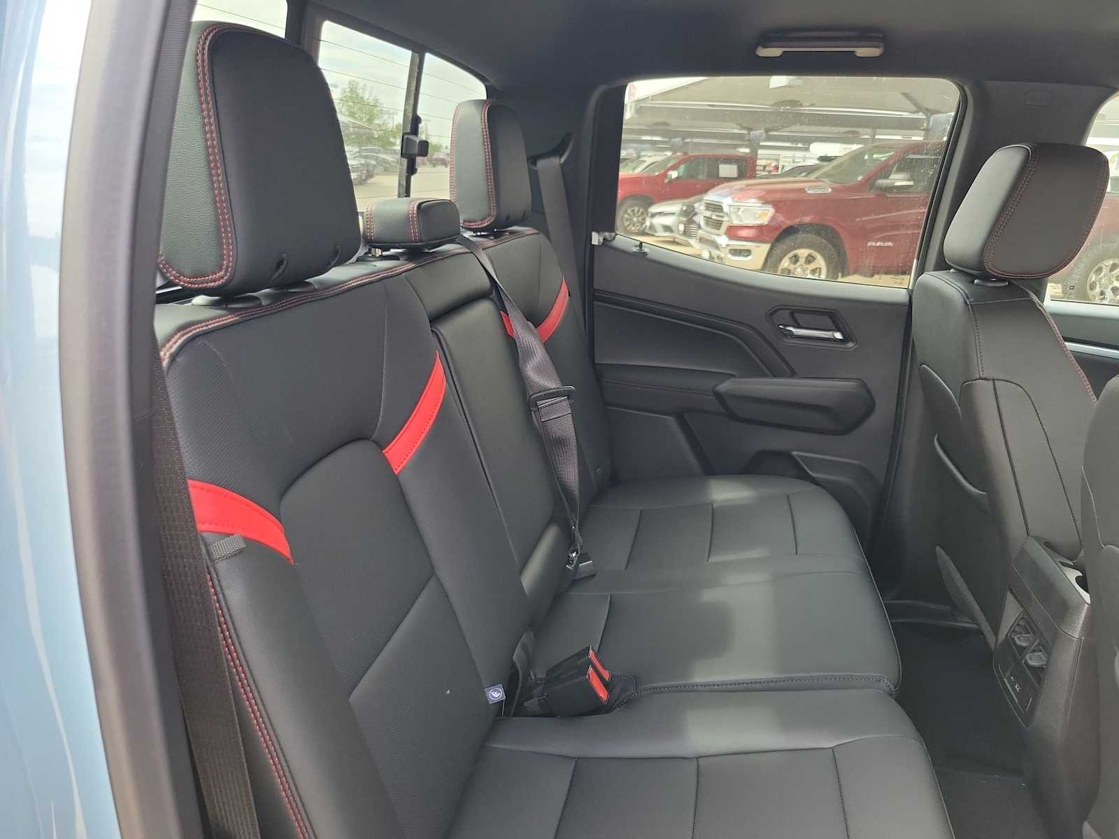 Thumbnail: 2025 Chevrolet Colorado - 13