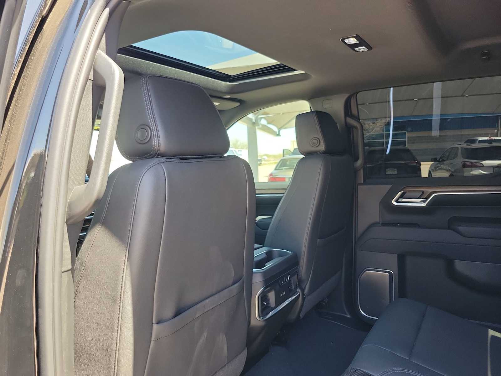 Thumbnail: 2026 Chevrolet Silverado 1500 - 16