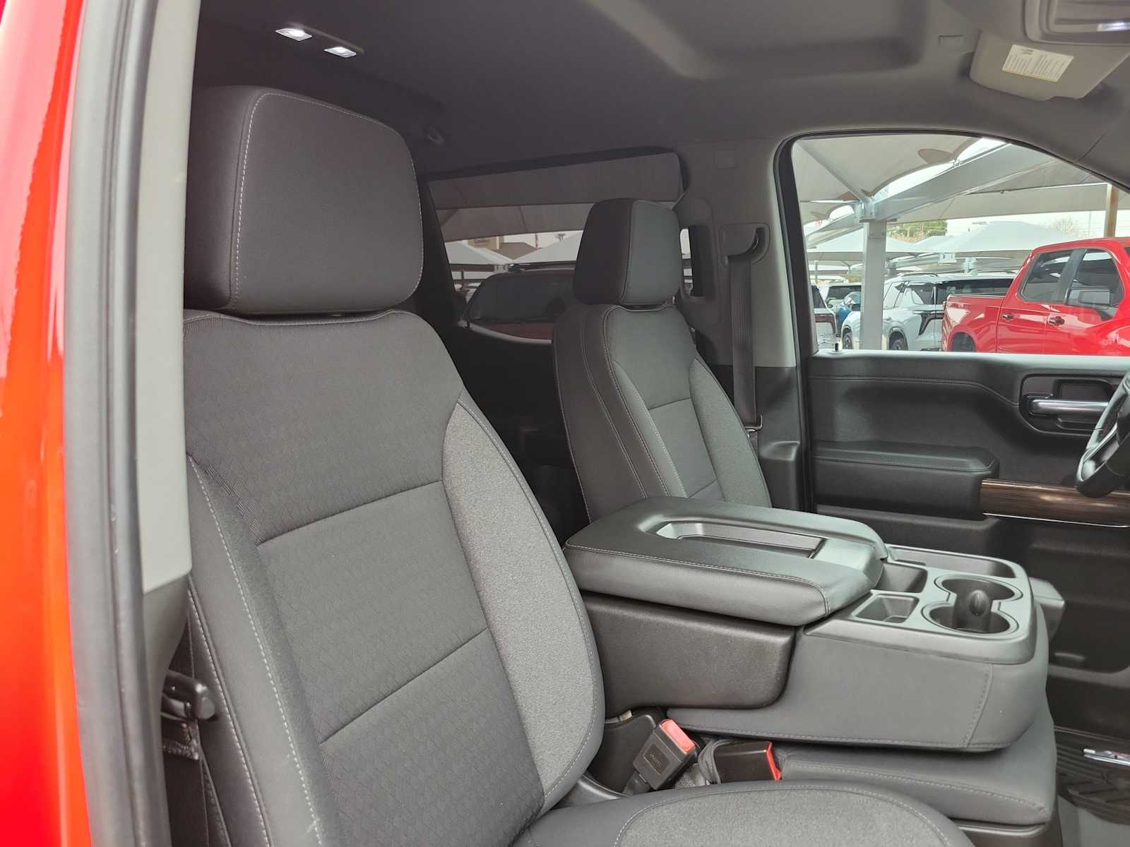 Thumbnail: 2020 Chevrolet Silverado 1500 - 10