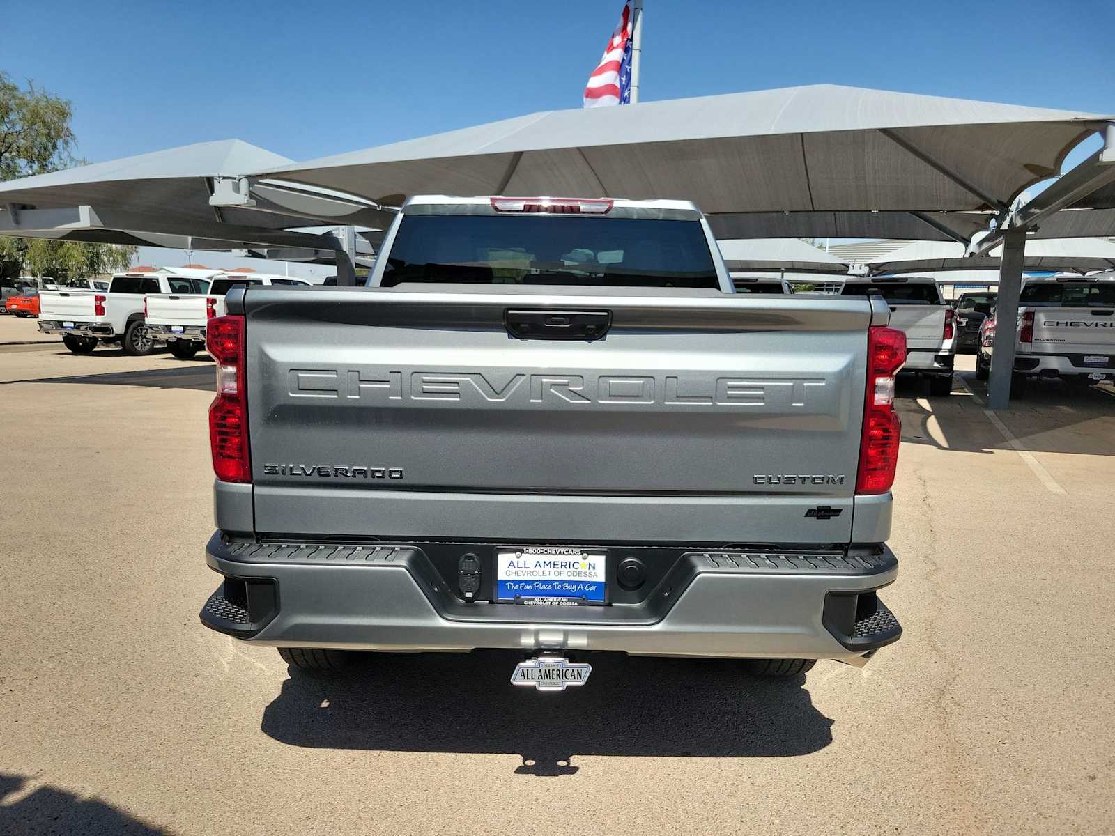 Thumbnail: 2026 Chevrolet Silverado 1500 - 13