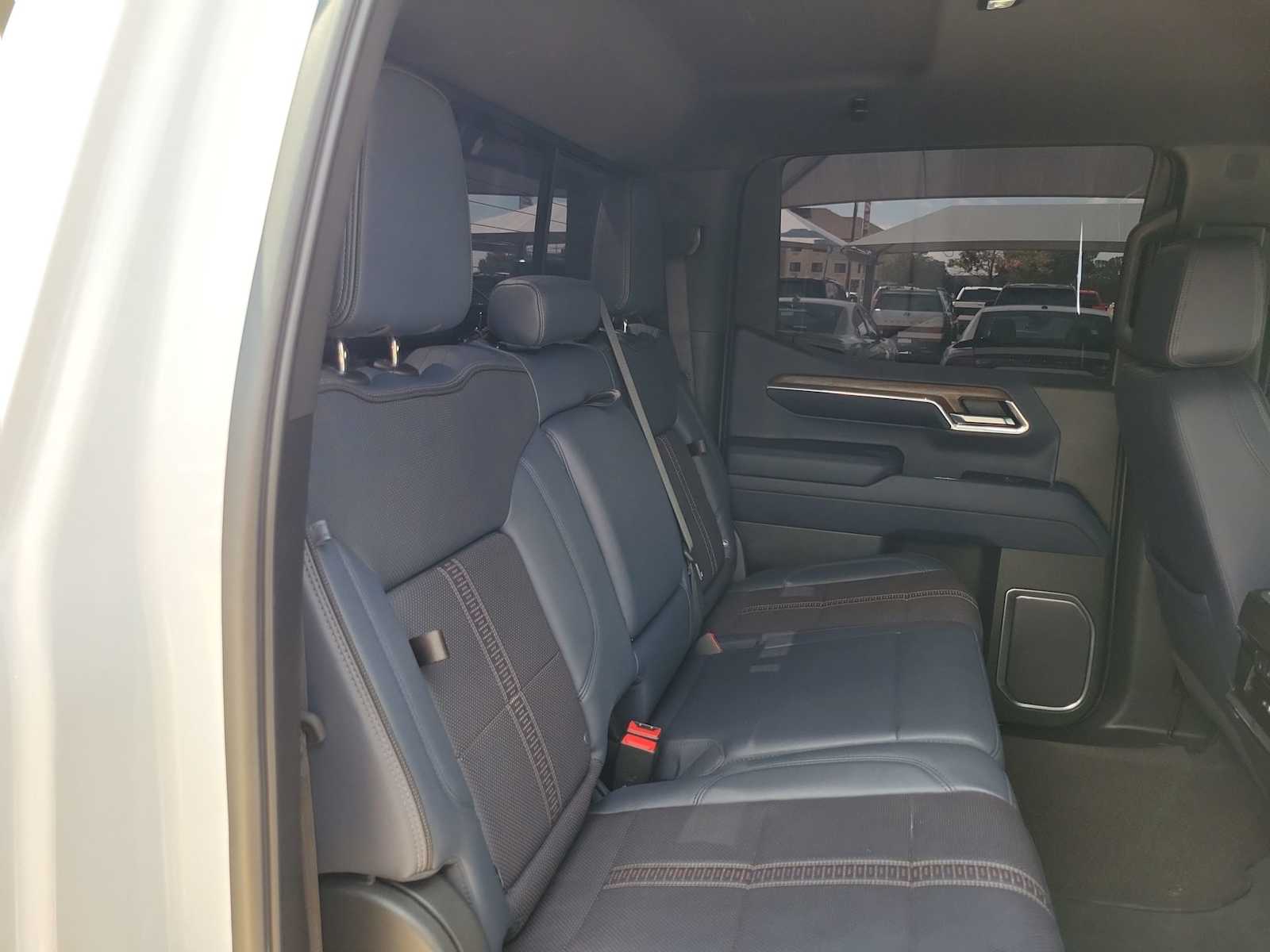 Thumbnail: 2022 Chevrolet Silverado 1500 - 13