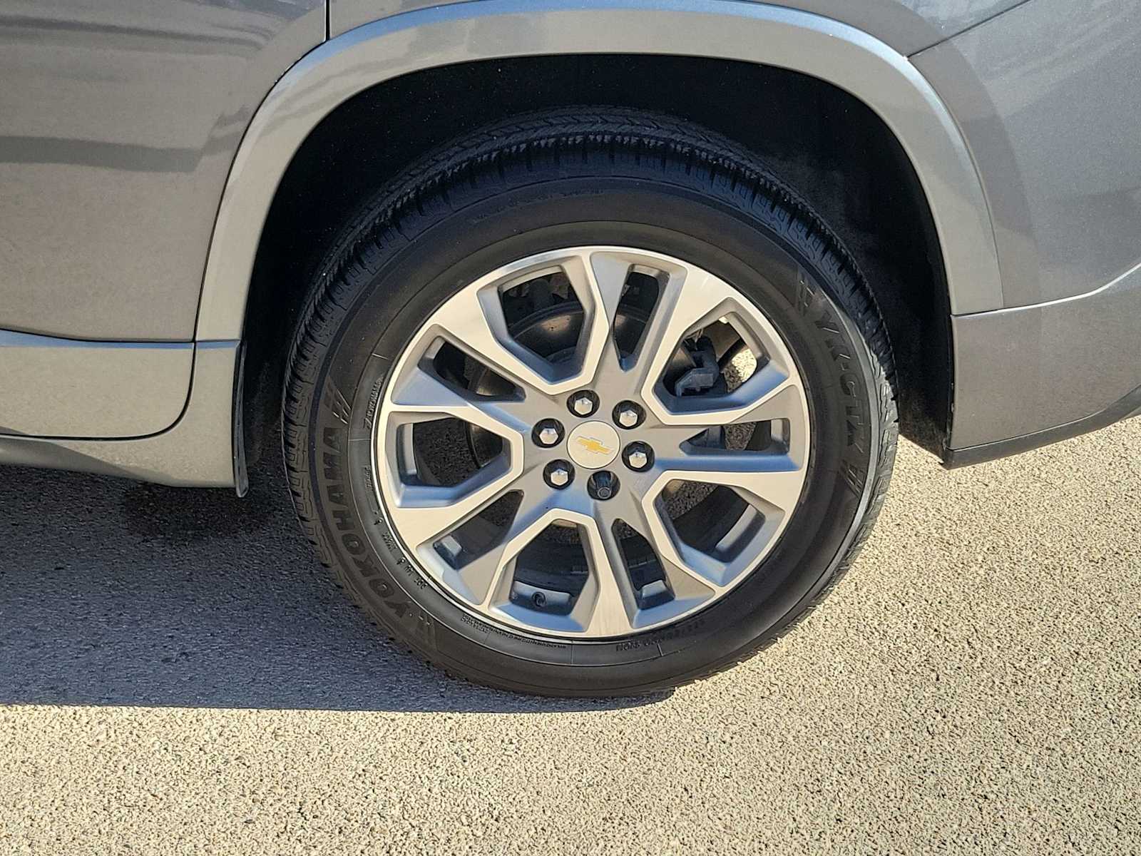 Thumbnail: 2019 Chevrolet Traverse - 4