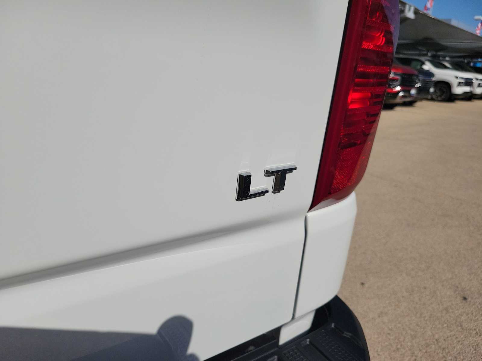 Thumbnail: 2026 Chevrolet Silverado 1500 - 7