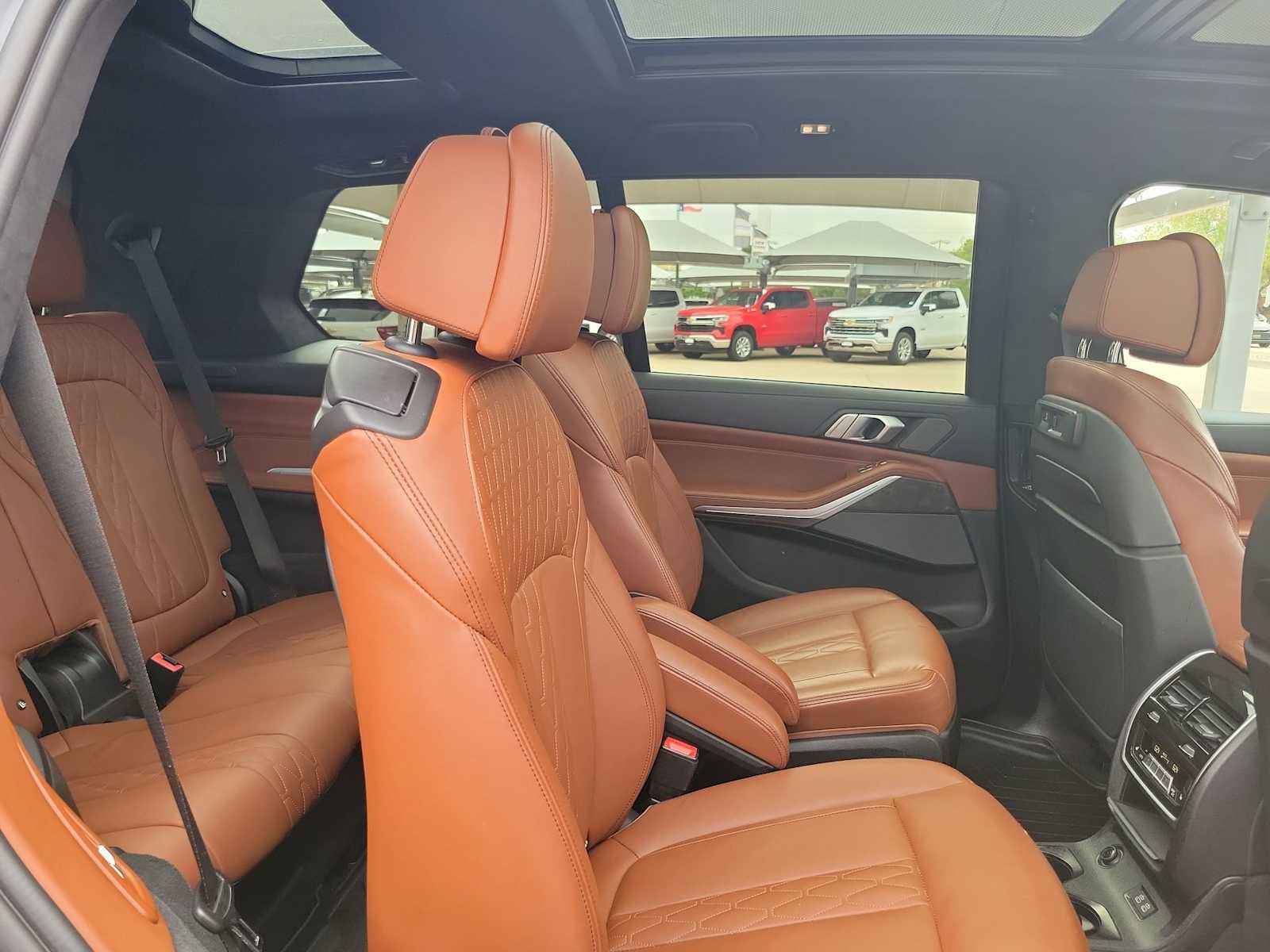 Thumbnail: 2022 BMW X7 - 17