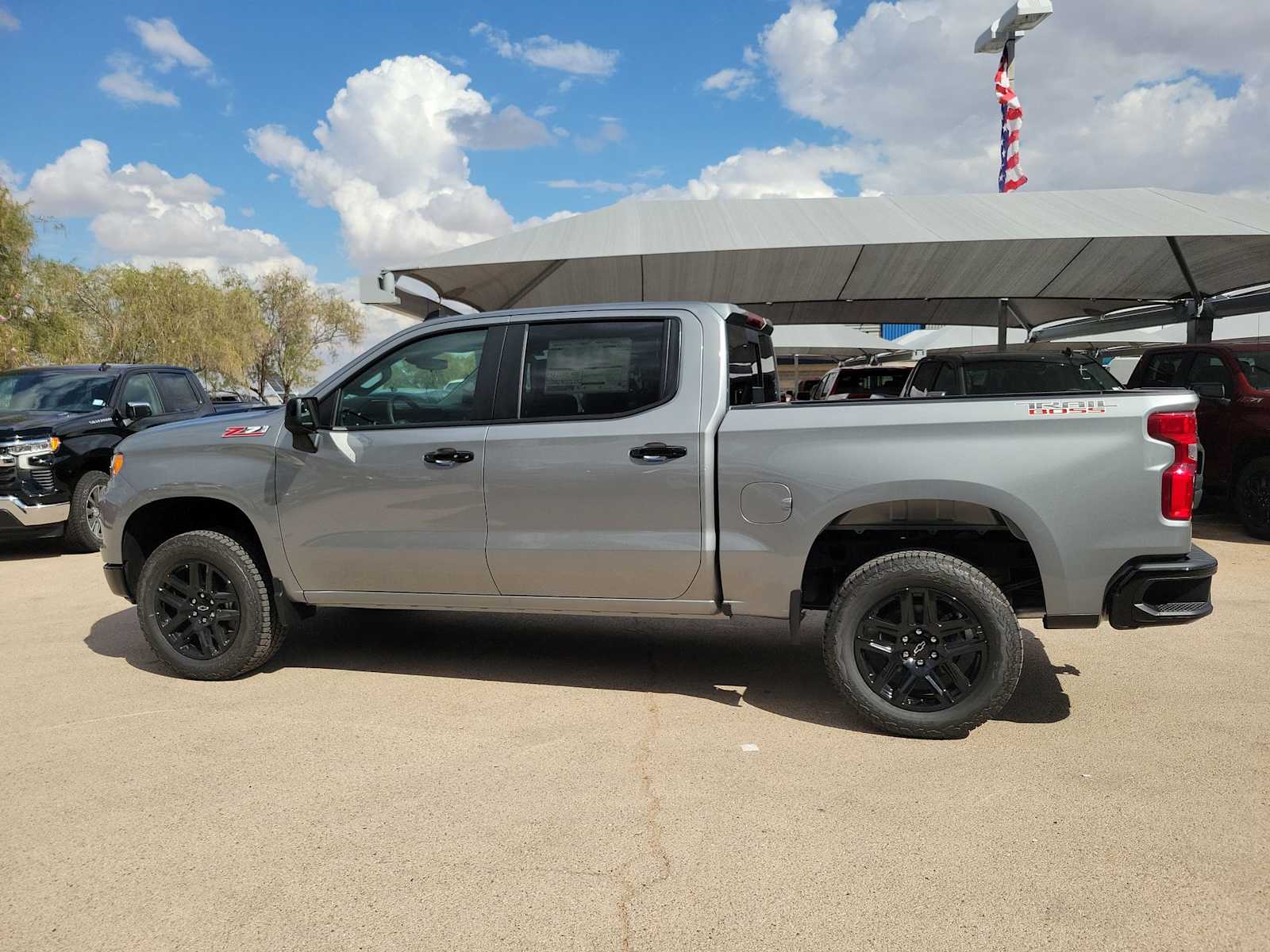 Thumbnail: 2026 Chevrolet Silverado 1500 - 3