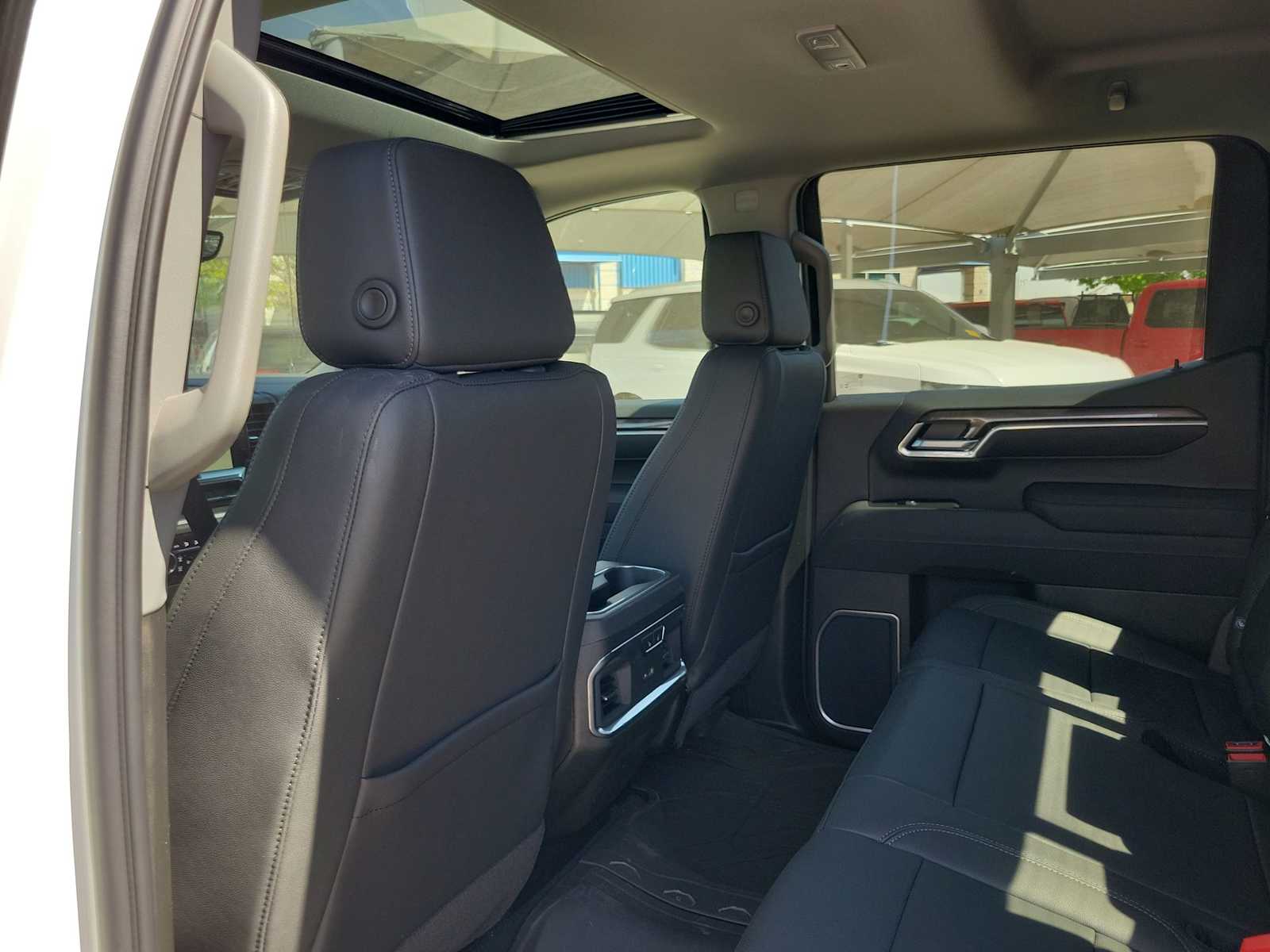 Thumbnail: 2026 Chevrolet Silverado 1500 - 17