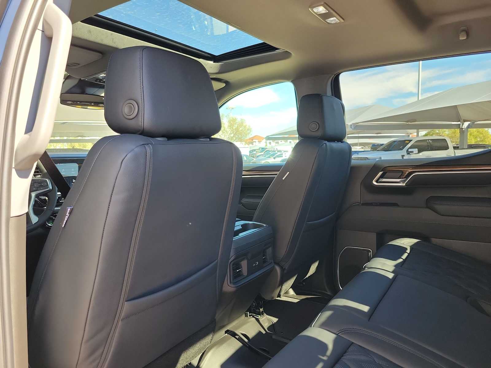 Thumbnail: 2025 Chevrolet Silverado 1500 - 12