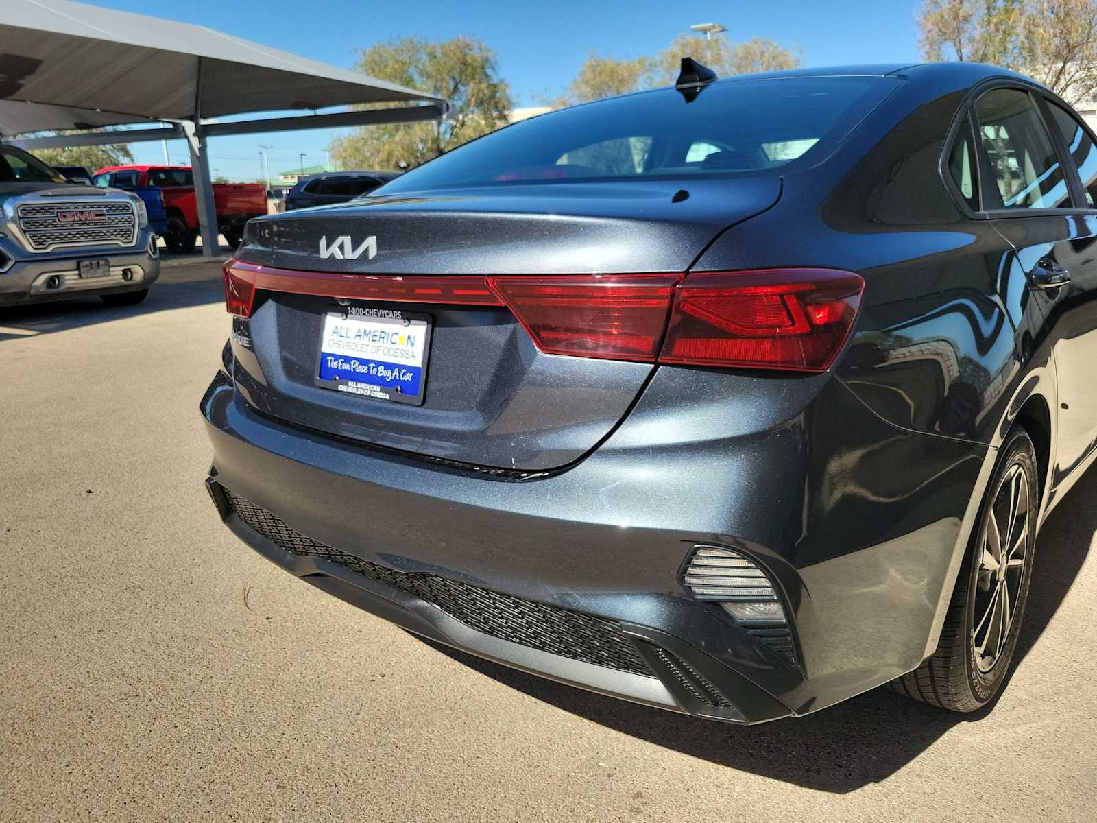 Thumbnail: 2023 Kia Forte - 19